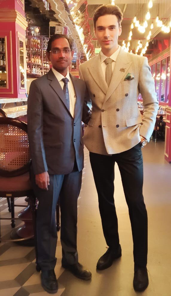 Bespoke tailor Mumbai suit fitting